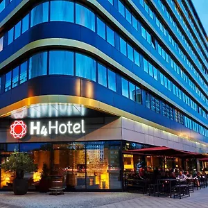 H4 Alexanderplatz מלון