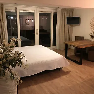 Homestay Garden And Economy